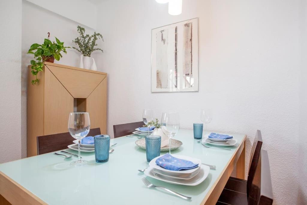 Precioso Piso Moderno: Terraza, A/C, Netflix, Wifi Apartment Valencia Exterior photo