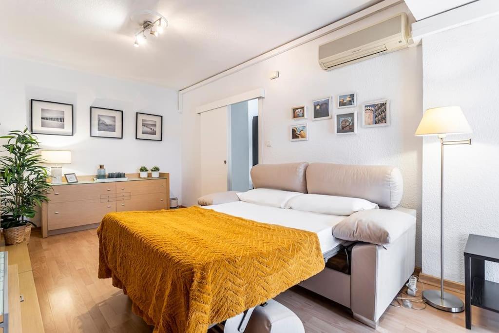 Precioso Piso Moderno: Terraza, A/C, Netflix, Wifi Apartment Valencia Exterior photo