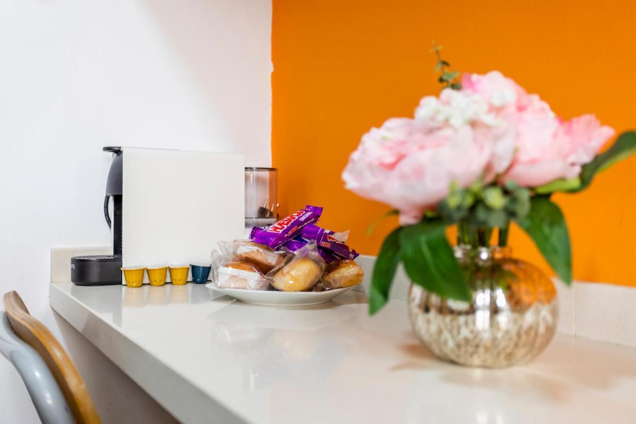 Precioso Piso Moderno: Terraza, A/C, Netflix, Wifi Apartment Valencia Exterior photo