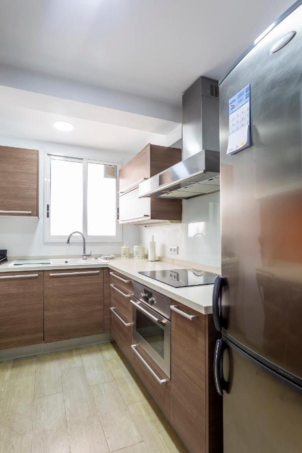 Precioso Piso Moderno: Terraza, A/C, Netflix, Wifi Apartment Valencia Exterior photo